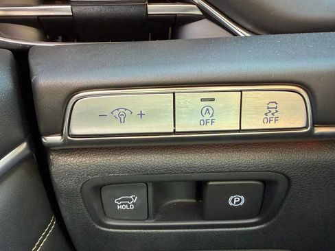 Used 2024 Genesis GV80 2.5T AWD/4WD image 15