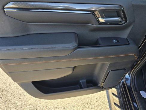 Used 2022 GMC Sierra 1500 AT4 w/ AT4 Premium Package image 15