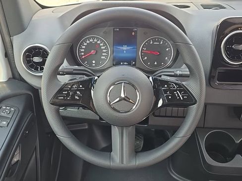 New 2025 Mercedes-Benz Sprinter 3500 image 27