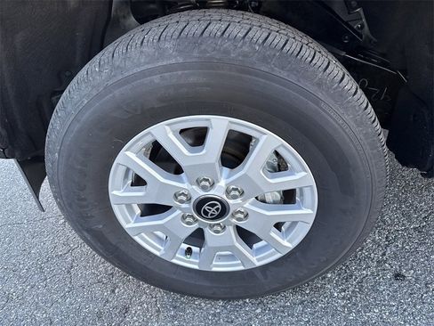 Used 2024 Toyota Tacoma SR5 image 11