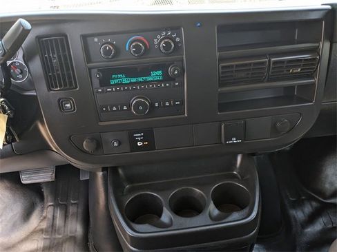 Used 2019 GMC Savana 2500 w/ Driver Convenience Package image 10
