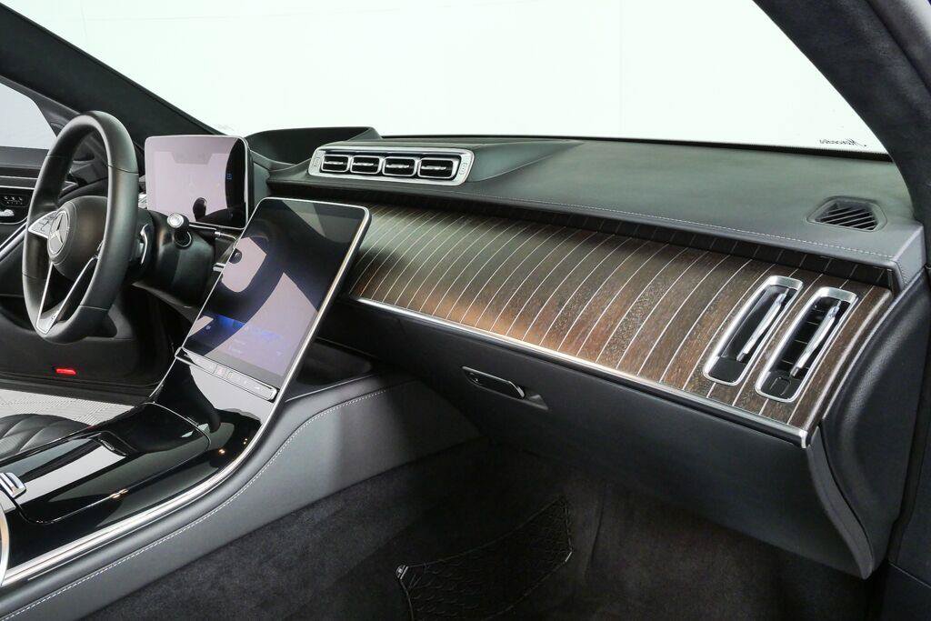 Used 2022 Mercedes-Benz S 580 4MATIC Sedan image 25