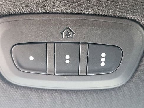 Certified 2020 RAM 1500 Limited image 44