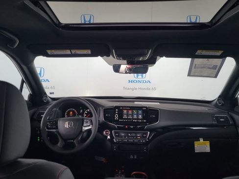 New 2026 Honda Ridgeline Black Edition image 7