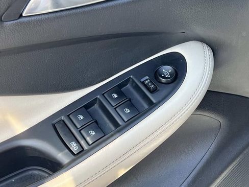 Used 2017 Buick Envision Preferred FWD image 18