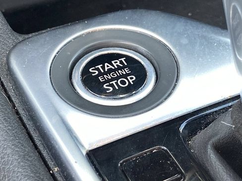 Certified 2025 Nissan Sentra SV FWD image 9