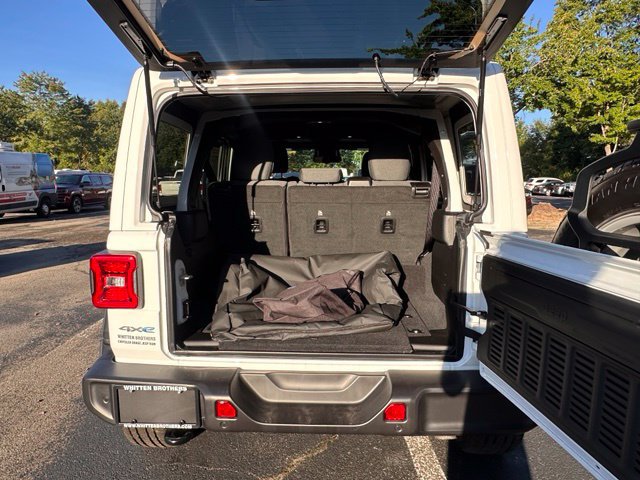 Used 2025 Jeep Wrangler Unlimited Sport S 4xe w/ Convenience Group AWD/4WD image 13