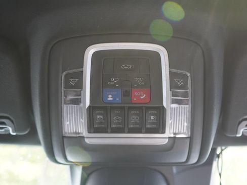 Used 2020 RAM 1500 Limited AWD/4WD image 29