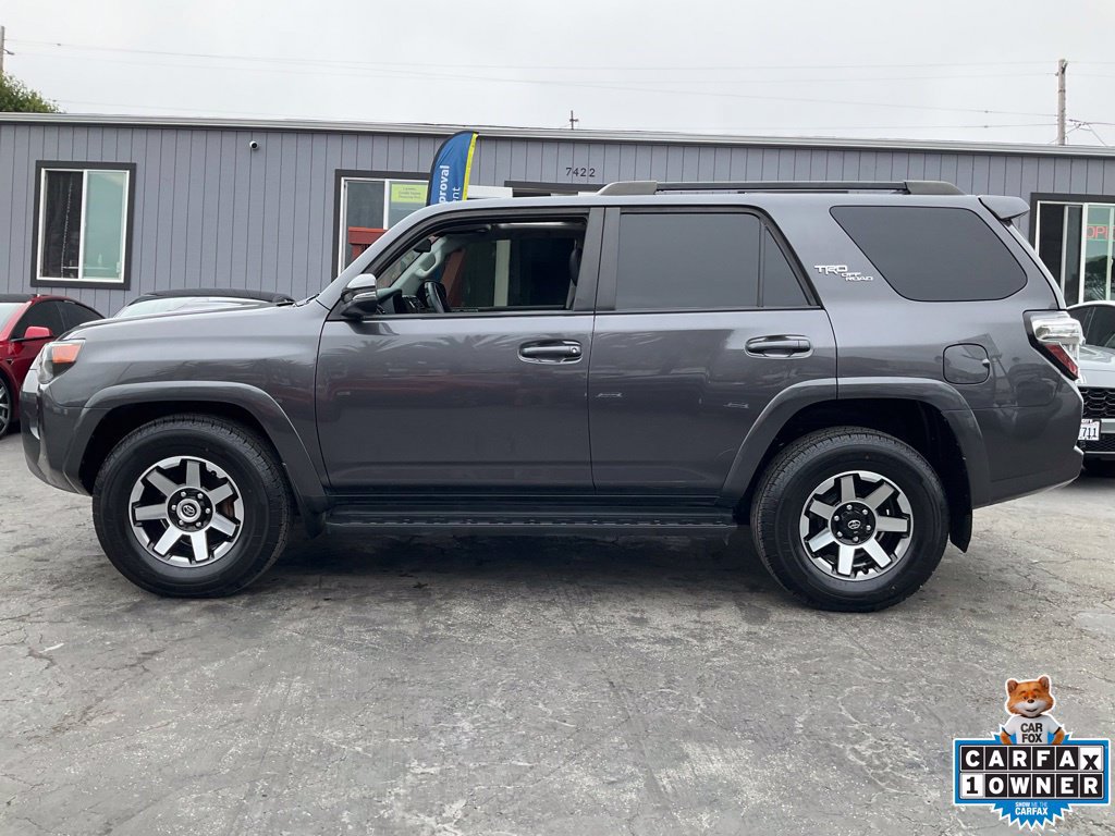 Used 2023 Toyota 4Runner TRD Off-Road Premium w/ Moonroof Package AWD/4WD image 5