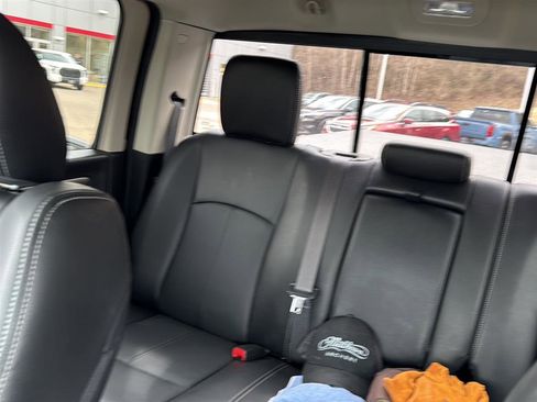 Used 2018 RAM 2500 Laramie w/ Sport Appearance Group image 24