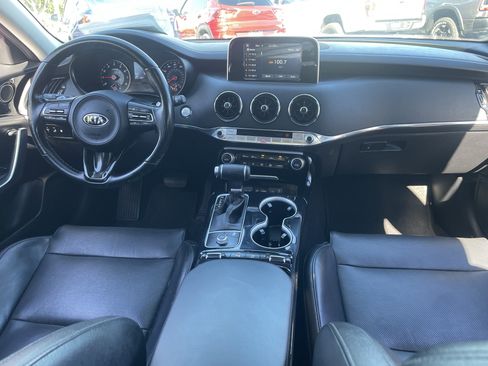 Used 2019 Kia Stinger image 13