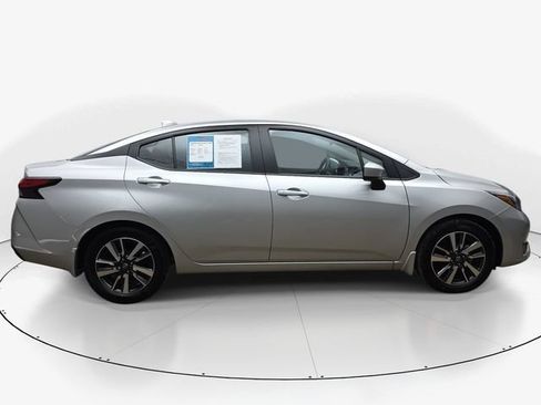 Used 2025 Nissan Versa SV w/ Trunk Package FWD image 5