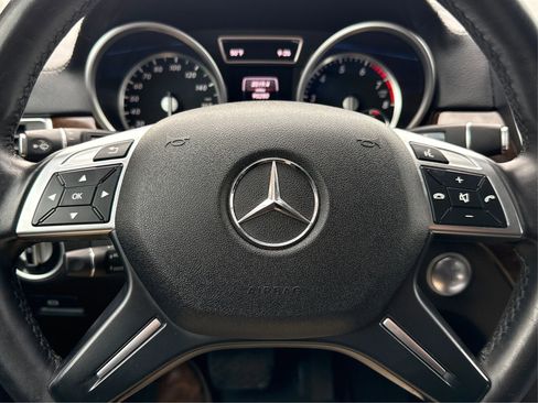 Used 2015 Mercedes-Benz GL 450 4MATIC w/ Parking Assist Package image 18