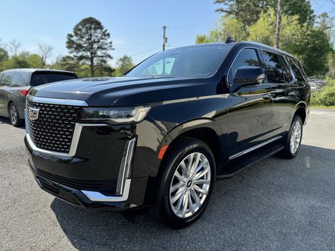 Used 2022 Cadillac Escalade Luxury image 22