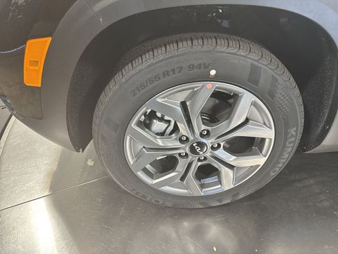 New 2026 Kia Seltos LX image 10