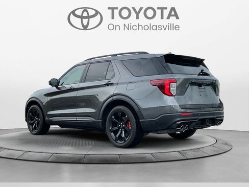 Used 2020 Ford Explorer ST w/ ST High-Performance Pack AWD/4WD image 2