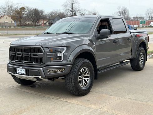Used 2018 Ford F150 Raptor w/ Equipment Group 801A Mid image 1
