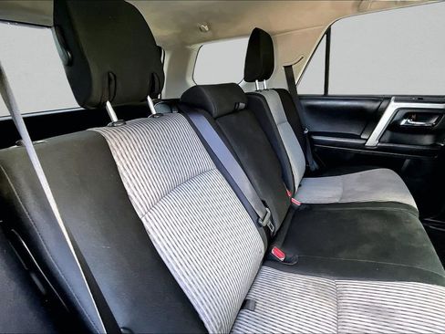 Used 2016 Toyota 4Runner SR5 AWD/4WD image 23
