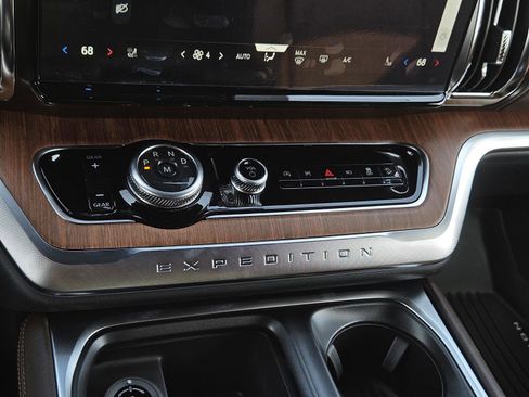 New 2026 Ford Expedition Max King Ranch image 30