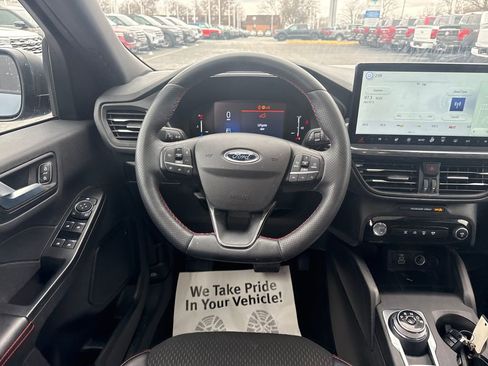 Used 2025 Ford Escape ST-Line w/ Tech Pack #1 image 16