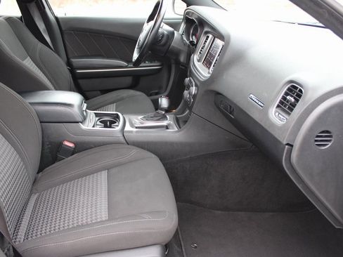 Used 2023 Dodge Charger SXT image 18