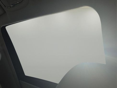 Used 2021 Jeep Cherokee Limited image 16