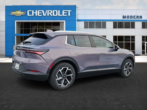 New 2026 Chevrolet Equinox EV LT image 5