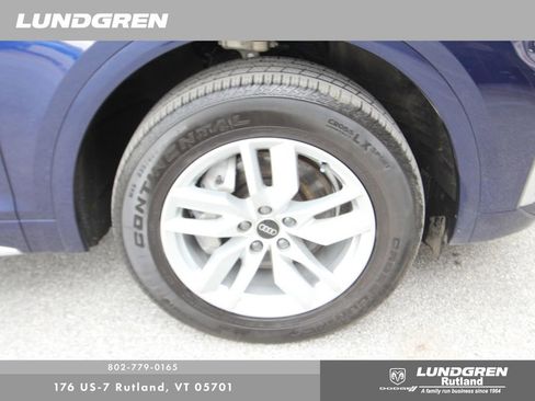 Used 2023 Audi Q5 2.0T Premium w/ Convenience Package AWD/4WD image 12