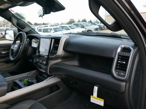 New 2026 RAM 1500 Express image 12