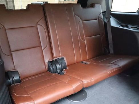 Used 2019 Chevrolet Tahoe Premier w/ Premier Plus Edition RWD image 20