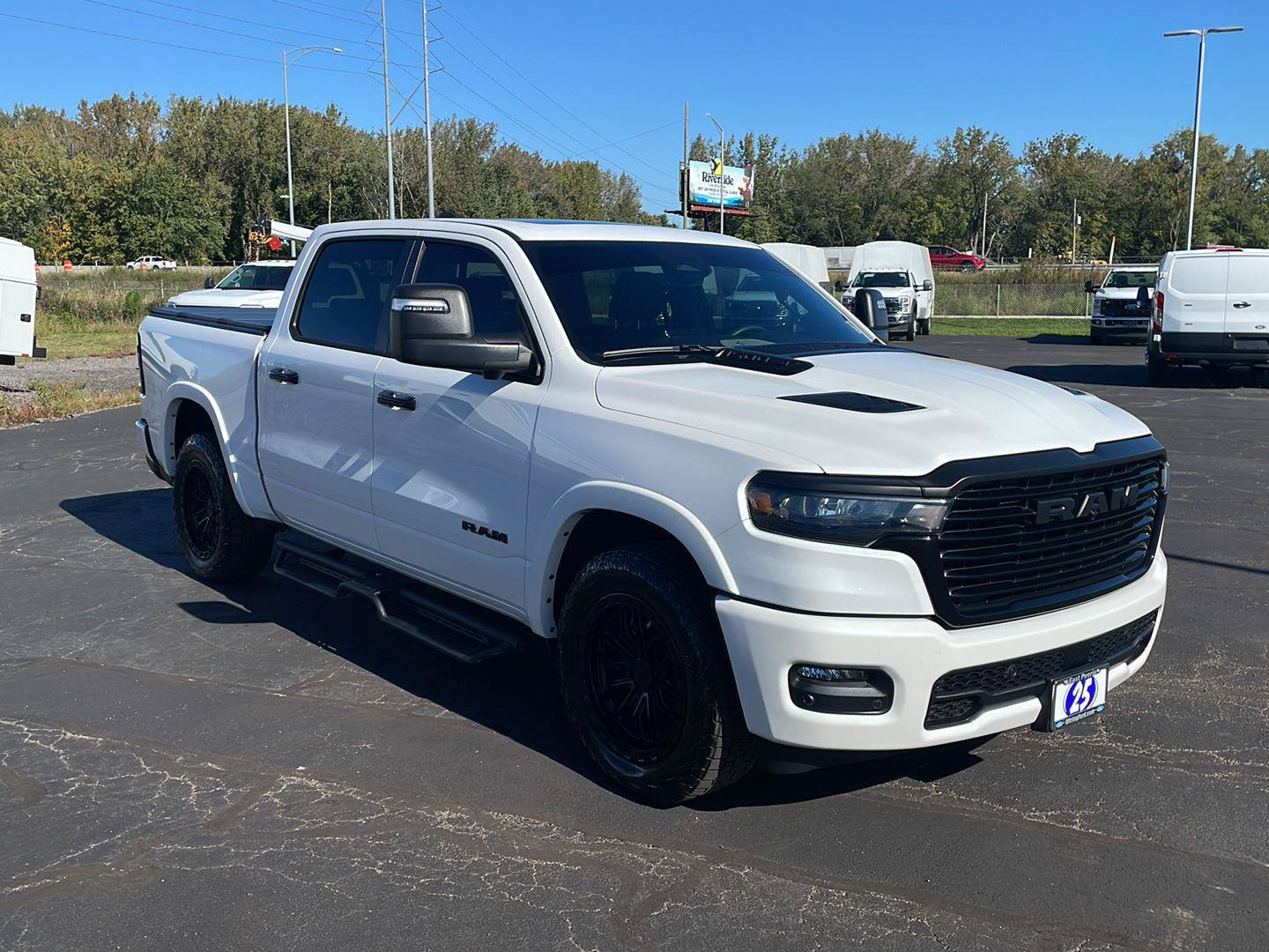 Used 2025 RAM 1500 Laramie w/ Night Edition AWD/4WD image 7