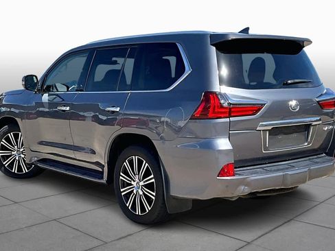 Used 2019 Lexus LX 570 4WD w/ Luxury Package image 10