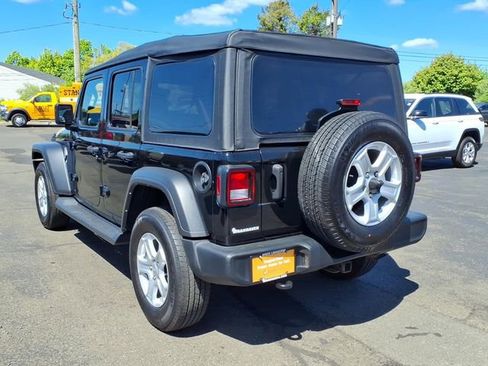 Certified 2022 Jeep Wrangler Unlimited Sport AWD/4WD image 5