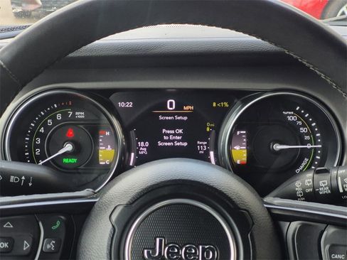 Used 2023 Jeep Wrangler Unlimited w/ Sun & Screen Package image 15