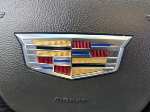 Used 2022 Cadillac XT5 Premium Luxury image 33