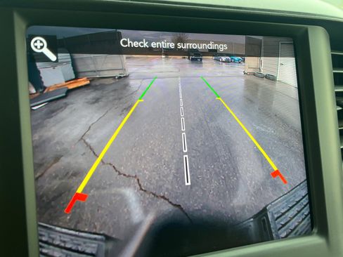 Used 2020 RAM 3500 Big Horn w/ Level 2 Equipment Group image 21