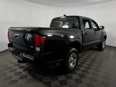 Used 2022 Toyota Tacoma SR image 8