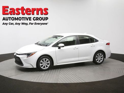 Used 2022 Toyota Corolla LE FWD image 57