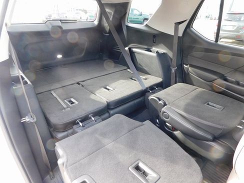 Used 2021 Chevrolet Traverse Premier w/ Redline Edition image 31