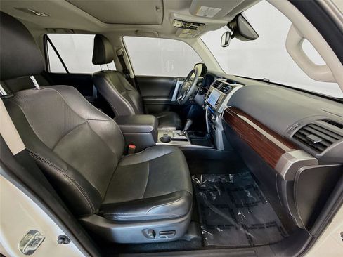 Used 2022 Toyota 4Runner Limited RWD image 25