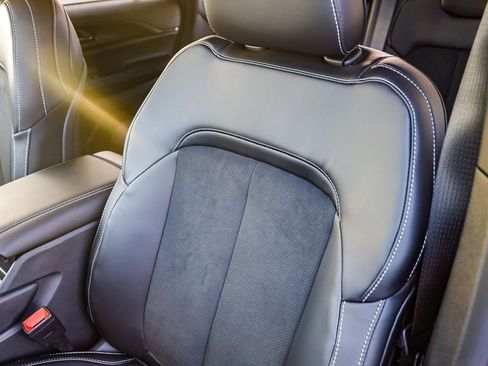 New 2025 Jeep Grand Cherokee Altitude image 26