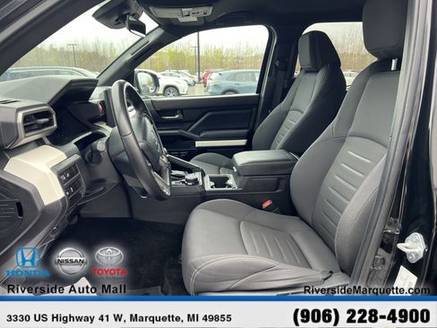 Used 2024 Toyota Tacoma TRD Off-Road AWD/4WD image 15