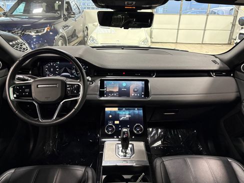 Used 2022 Land Rover Range Rover Evoque SE image 2