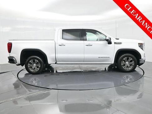 Used 2024 GMC Sierra 1500 SLT image 5