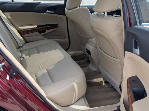Used 2011 Honda Accord EX-L image 26