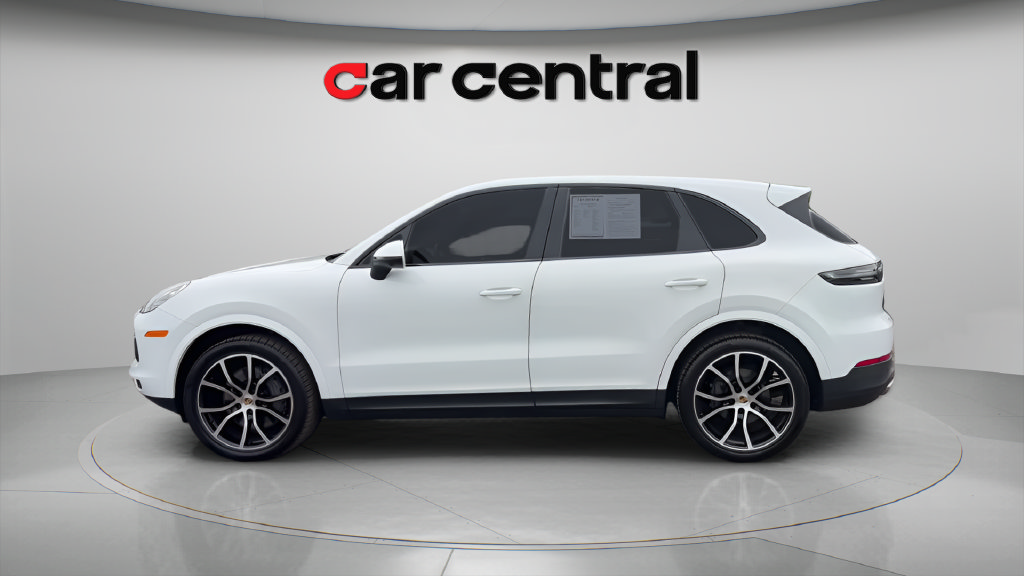 Used 2019 Porsche Cayenne S AWD/4WD image 2