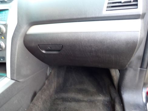 Used 2013 Ford Explorer XLT w/ Class III Trailer Tow Pkg image 40