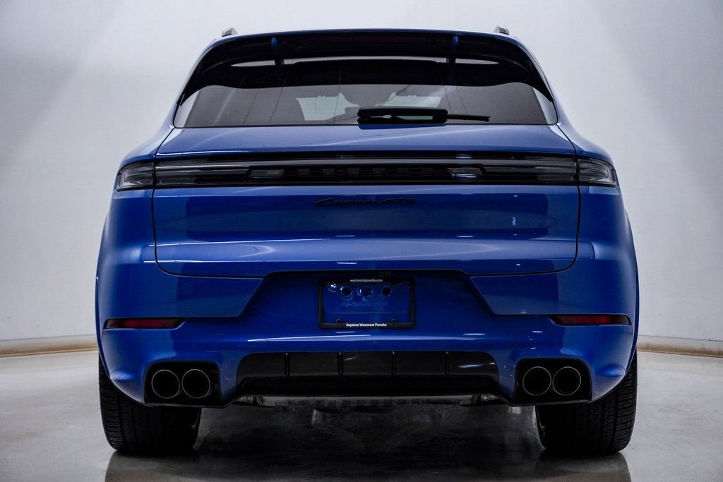 Used 2025 Porsche Cayenne GTS AWD/4WD image 10