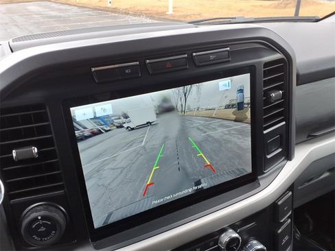 Used 2022 Ford F150 XLT w/ Equipment Group 302A High image 10