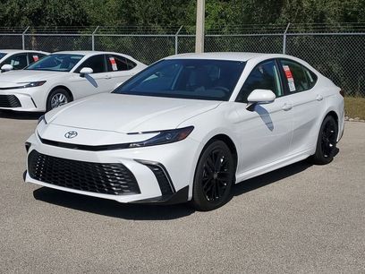 New 2025 Toyota Camry SE w/ Multimedia Upgrade Package